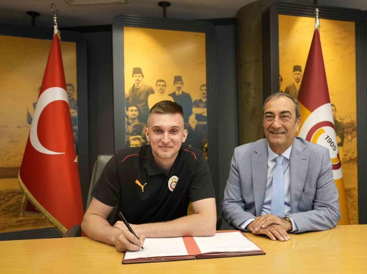 Galatasaray Erkek Voleybol Takımı, 2003 doğumlu pasör çaprazı Can Koç