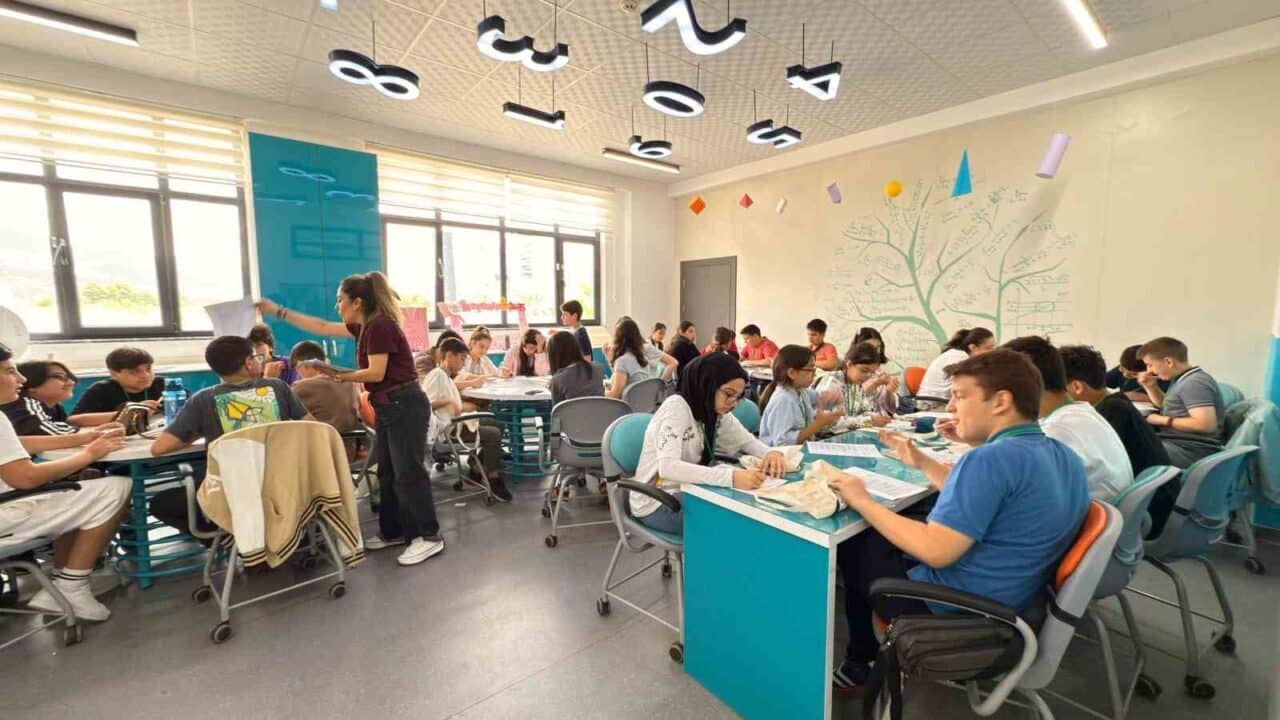 Samsun'un Canik ilçesinde, TÜBİTAK destekli "Hayatın İçindeki Matematik Projesi" ile