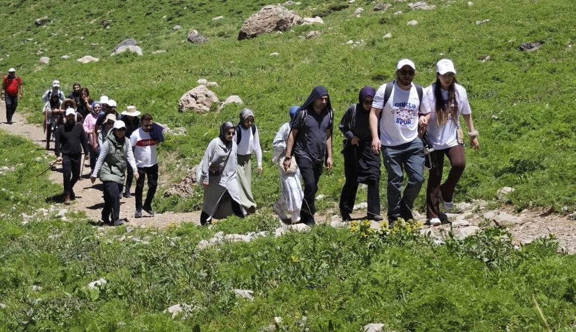 Hakkari'de, Hakkari Gençlik ve Spor İl Müdürlüğü ve Herkes İçin