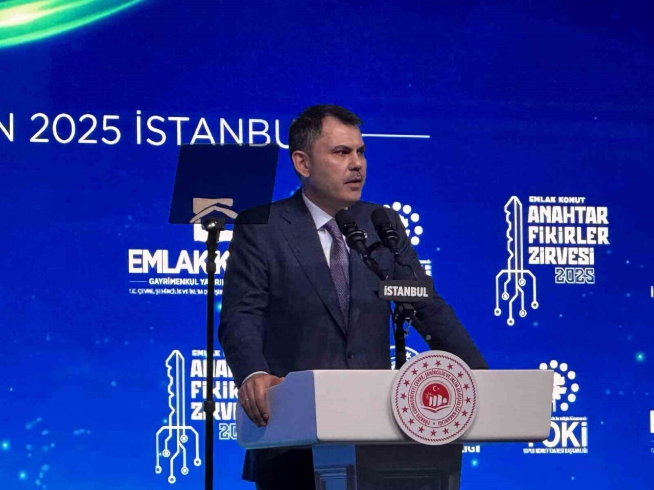 Çevre, Şehircilik ve İklim Değişikliği Bakanı Murat Kurum, İstanbul'da düzenlenen