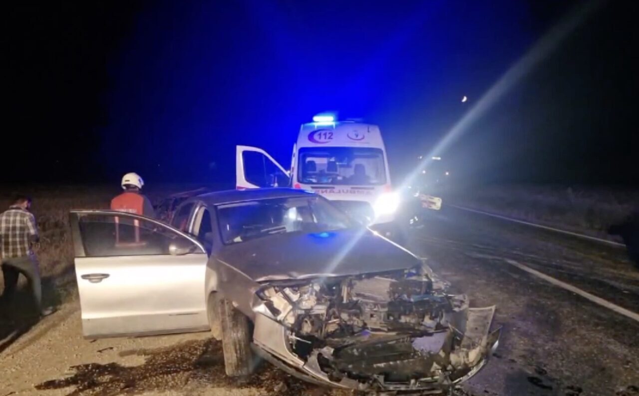 Çorum'un Alaca ilçesinde meydana gelen trafik kazasında, S.D. ve S.A.T.