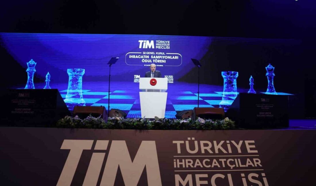 Cumhurbaşkanı Recep Tayyip Erdoğan, Türkiye'nin ekonomisinde 2025'te büyüme trendinin devam