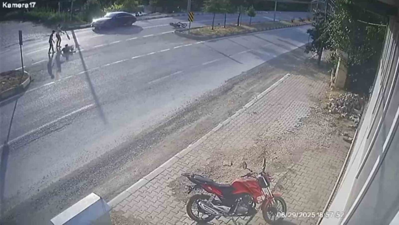 Konya'nın Beyşehir ilçesinde M.Ç. isimli sürücünün kontrolünü kaybettiği motosiklet devrildi