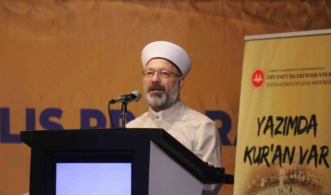 Diyanet İşleri Başkanı Prof. Dr. Ali Erbaş, Sakarya'da Yaz Kur'an