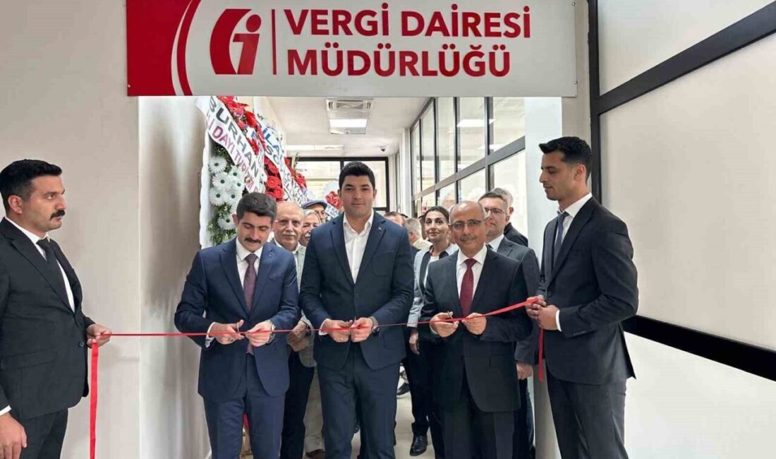 Doğanşehir'de bağlı vergi dairesinin kapatılmasıyla Vergi Dairesi Müdürlüğü kuruldu. Hazine