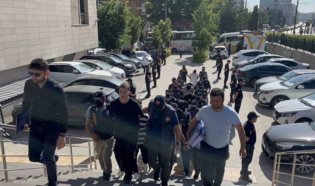 Eskişehir Cumhuriyet Başsavcılığı'nın öncülüğünde yürütülen operasyonda, dolandırıcılık suçu kapsamında 11