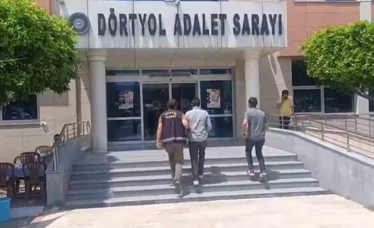 Hatay'ın Dörtyol ilçesinde, çeşitli suçlardan aranmakta olan Y.P., D.D., U.B.