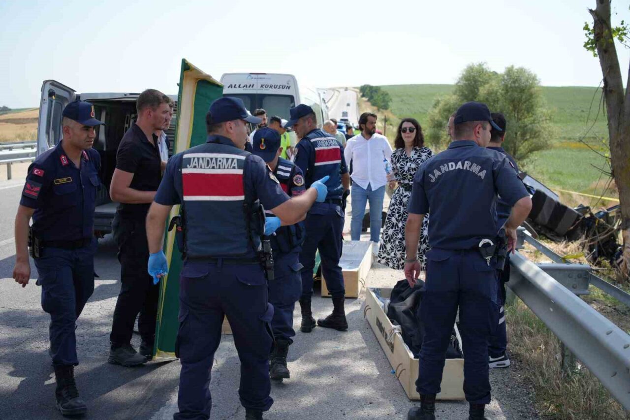 Edirne'nin Uzunköprü yolunda gerçekleşen trafik kazasında, sürücü Muhammed Çelik'in direksiyon