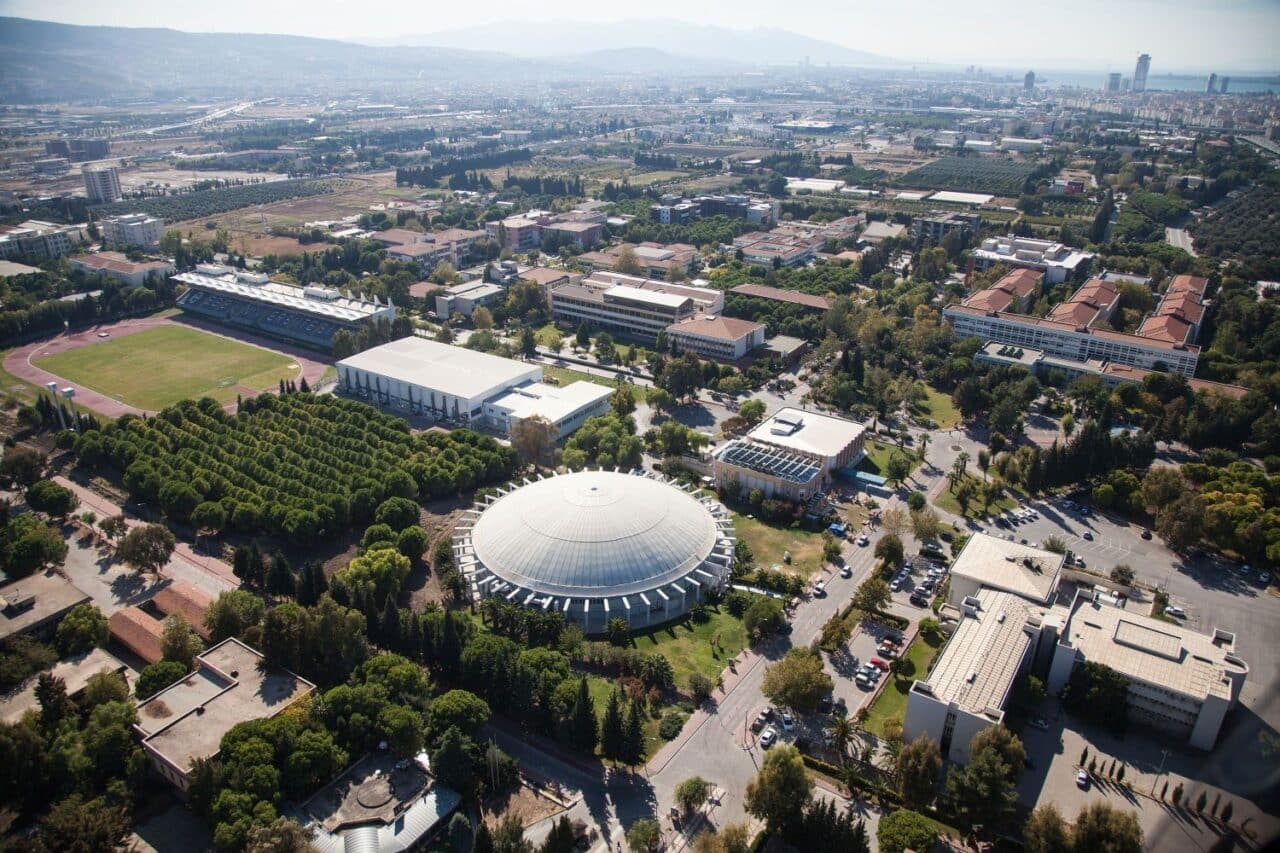 Quacquarelli Symonds’ın (QS) 2026 Dünya Üniversite Sıralaması'na göre Ege Üniversitesi,