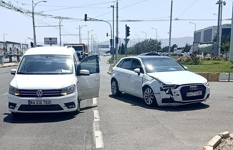 Malatya-Elazığ yolu Turgut Özal Tıp Merkezi Kavşağı'nda H. K. ve