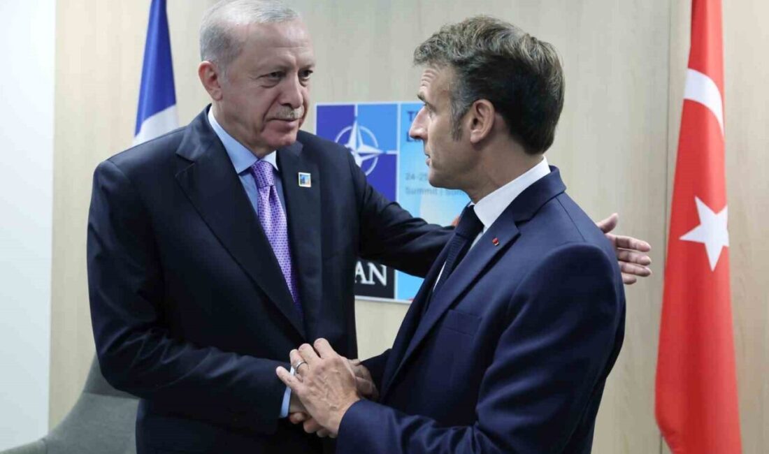 Cumhurbaşkanı Recep Tayyip Erdoğan, Lahey'de düzenlenen NATO Zirvesi sırasında Fransa