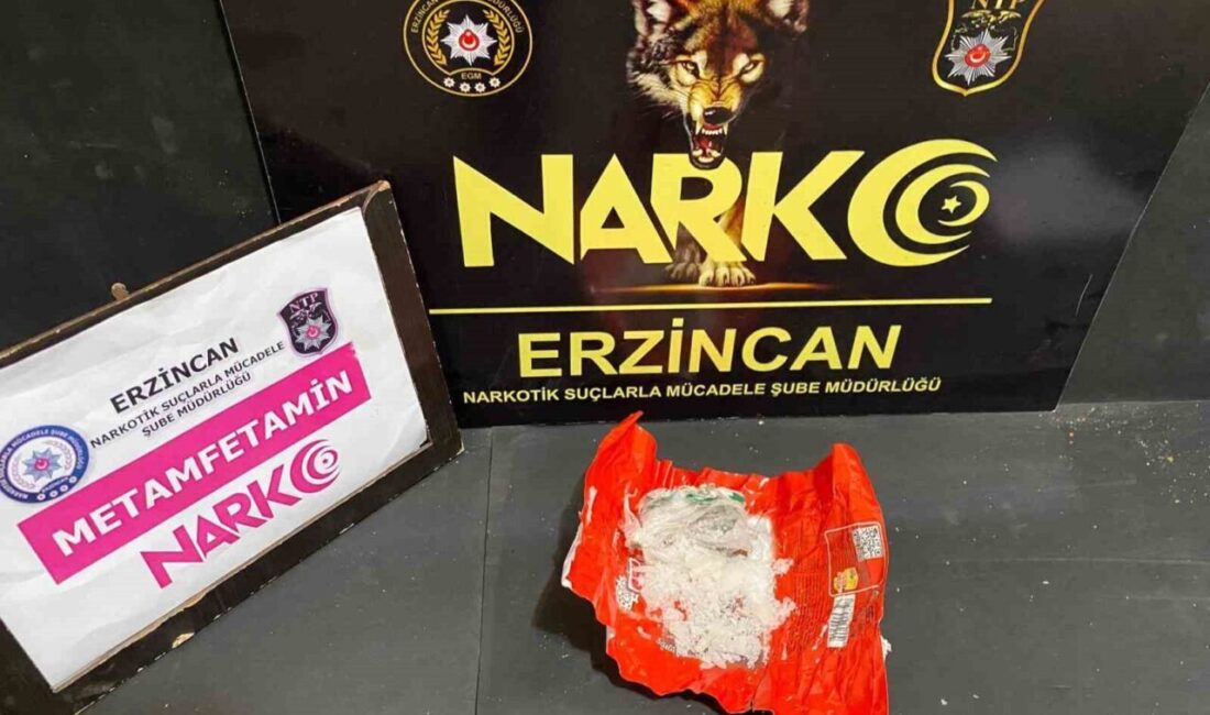 Erzincan'da Narkotik Suçlarla Mücadele ekipleri, uyuşturucu madde ticareti üzerine yaptıkları