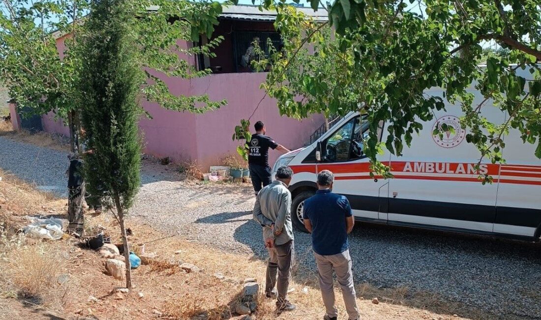 Adıyaman'ın Gerger ilçesinde, Ahmet Dolaş, henüz belirlenemeyen sebeple eşi Leyla