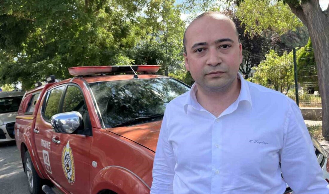 Eskişehir'deki bir fabrikada, kartonların tutuşması sonucu çıkan yangında 6 işçi