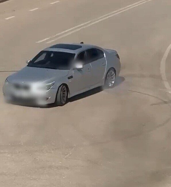 Gaziantep'te drift yapan bir sürücüye, Trafik Denetleme Şube Müdürlüğü tarafından