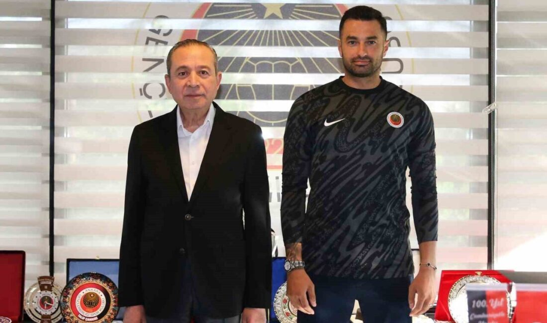 Gençlerbirliği, Gökhan Akkan ile 2 yıllık sözleşme imzaladı. Altyapısından yetişen