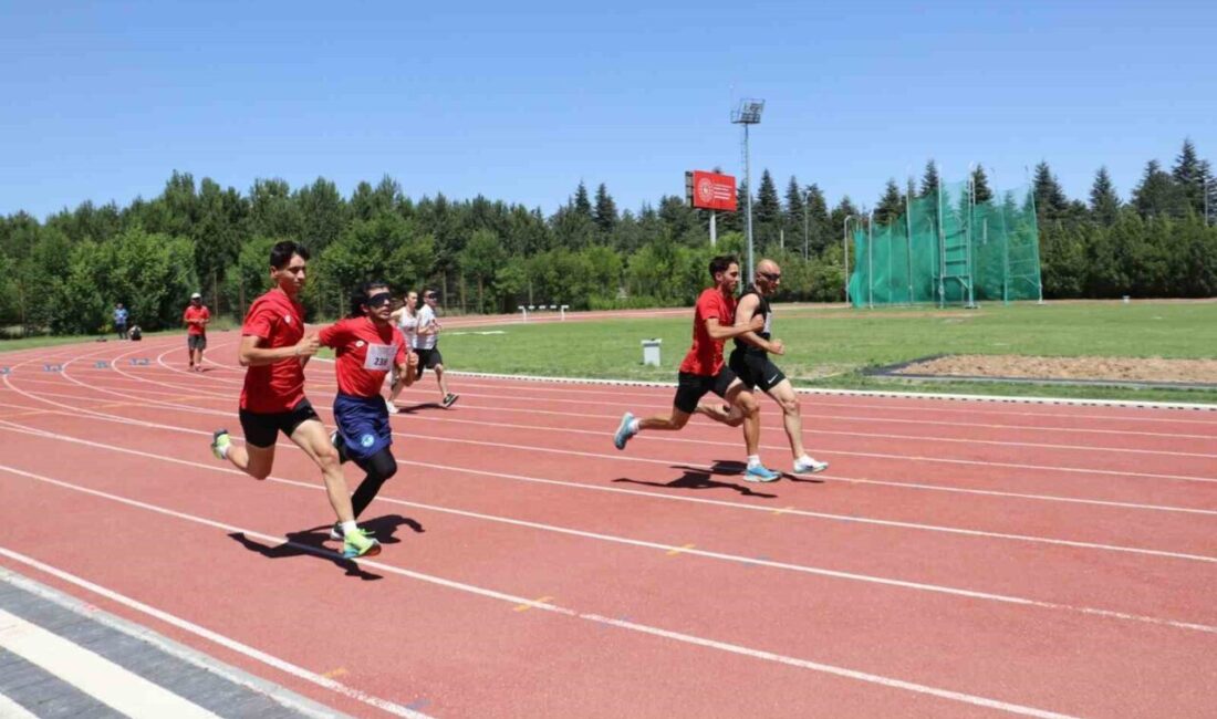 Eskişehir'de devam eden 'Görme Engelliler Atletizm Türkiye Şampiyonası', Sazova Atletizm