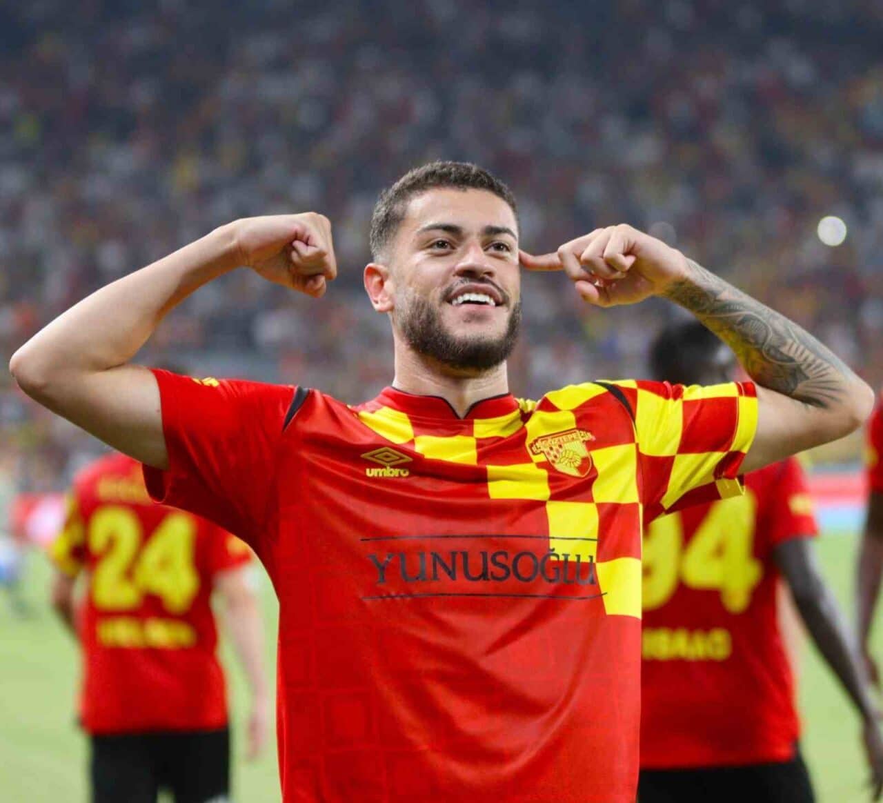 Göztepe, Bundesliga ekiplerinden Leipzig'in Romulo için yaptığı 15 milyon Euro