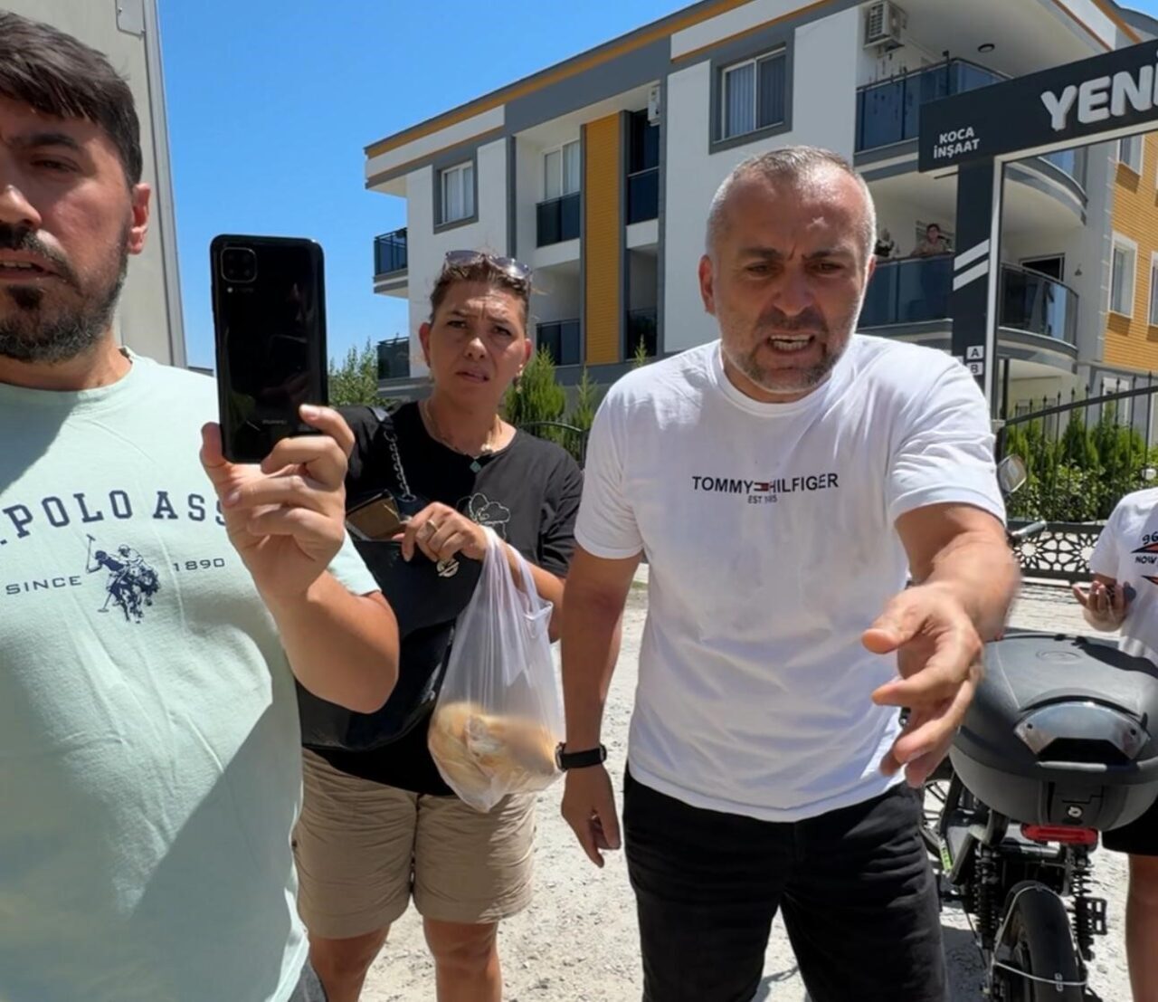 Aydın Efeler'de bir boğulma vakası sonrası haber için giden gazeteciler,