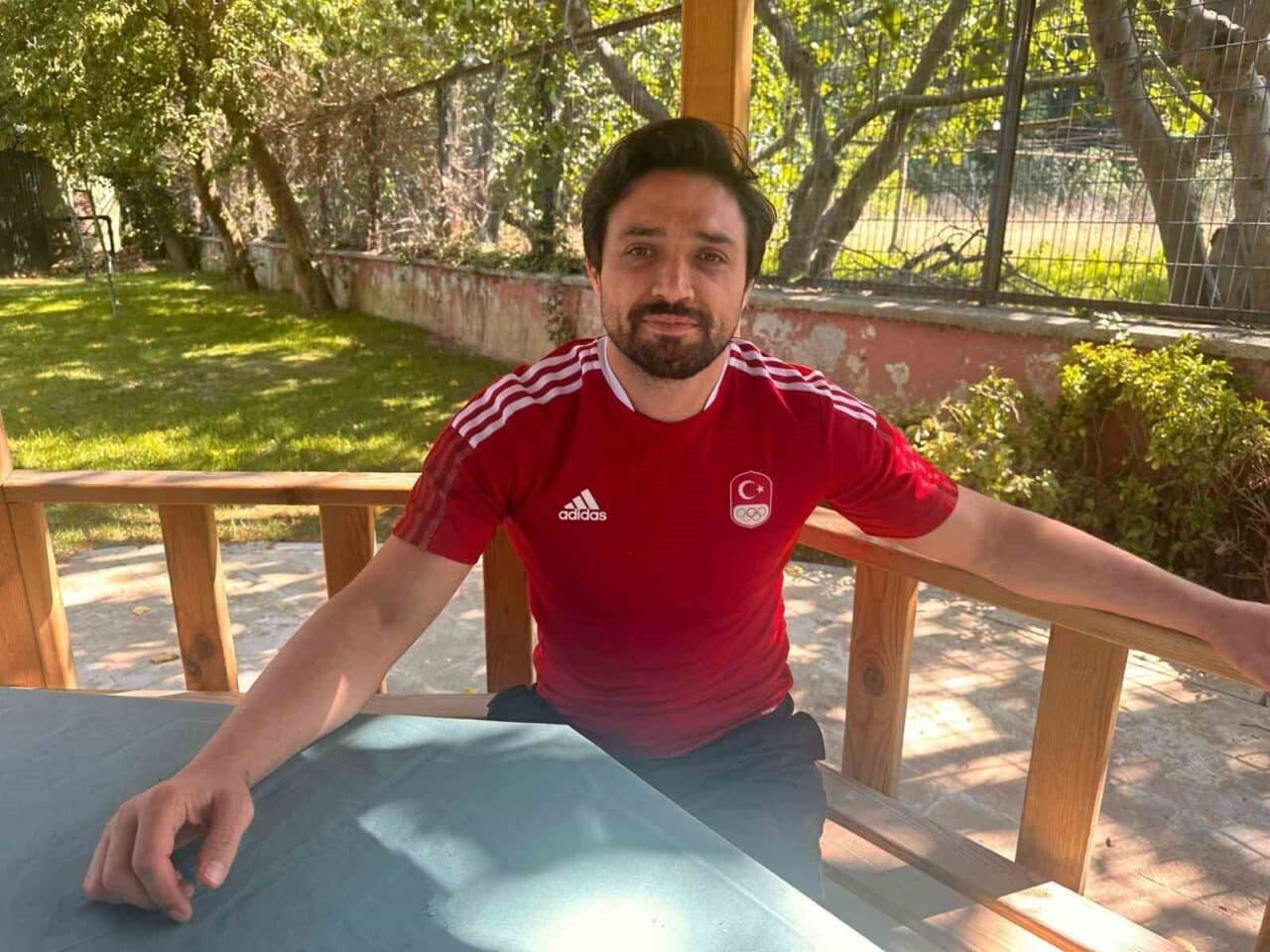 A Milli Takım Antrenörü Atakan Yüksel, İran'da düzenlenen güreş turnuvasında