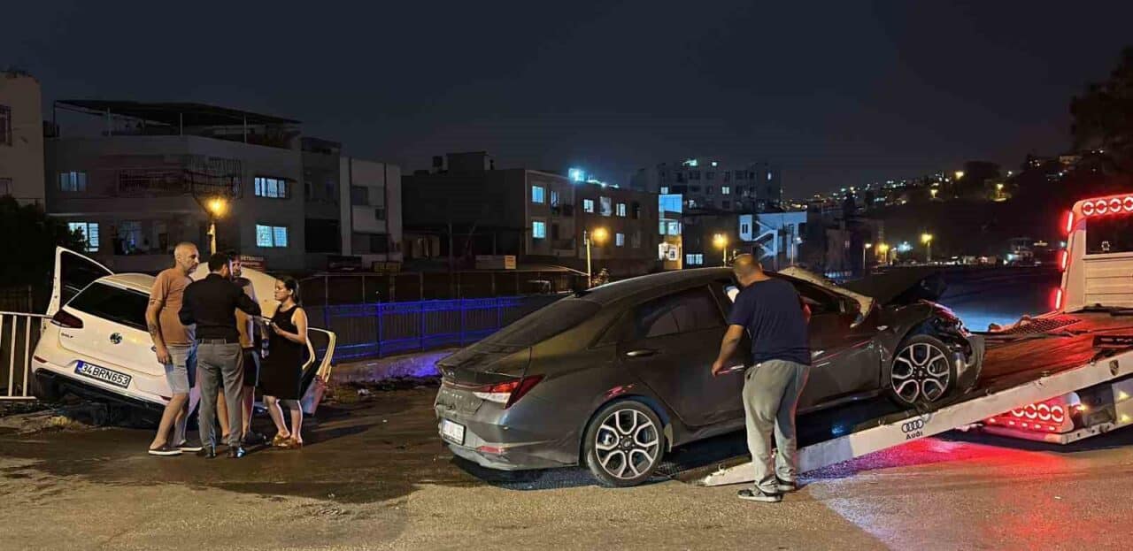 Hatay'ın İskenderun ilçesinde M.B.G. ve O.G.'nin kullandığı iki otomobilin çarpışması