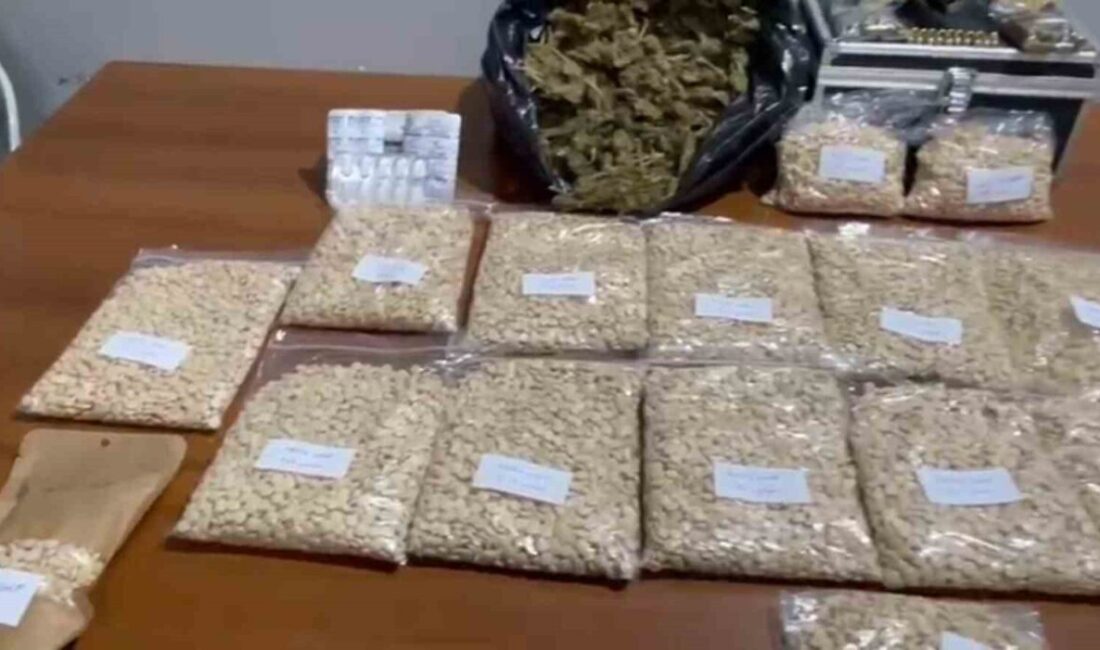 Hatay'ın İskenderun ilçesindeki güvenlik operasyonlarında 1 kilo 185 gram esrar,