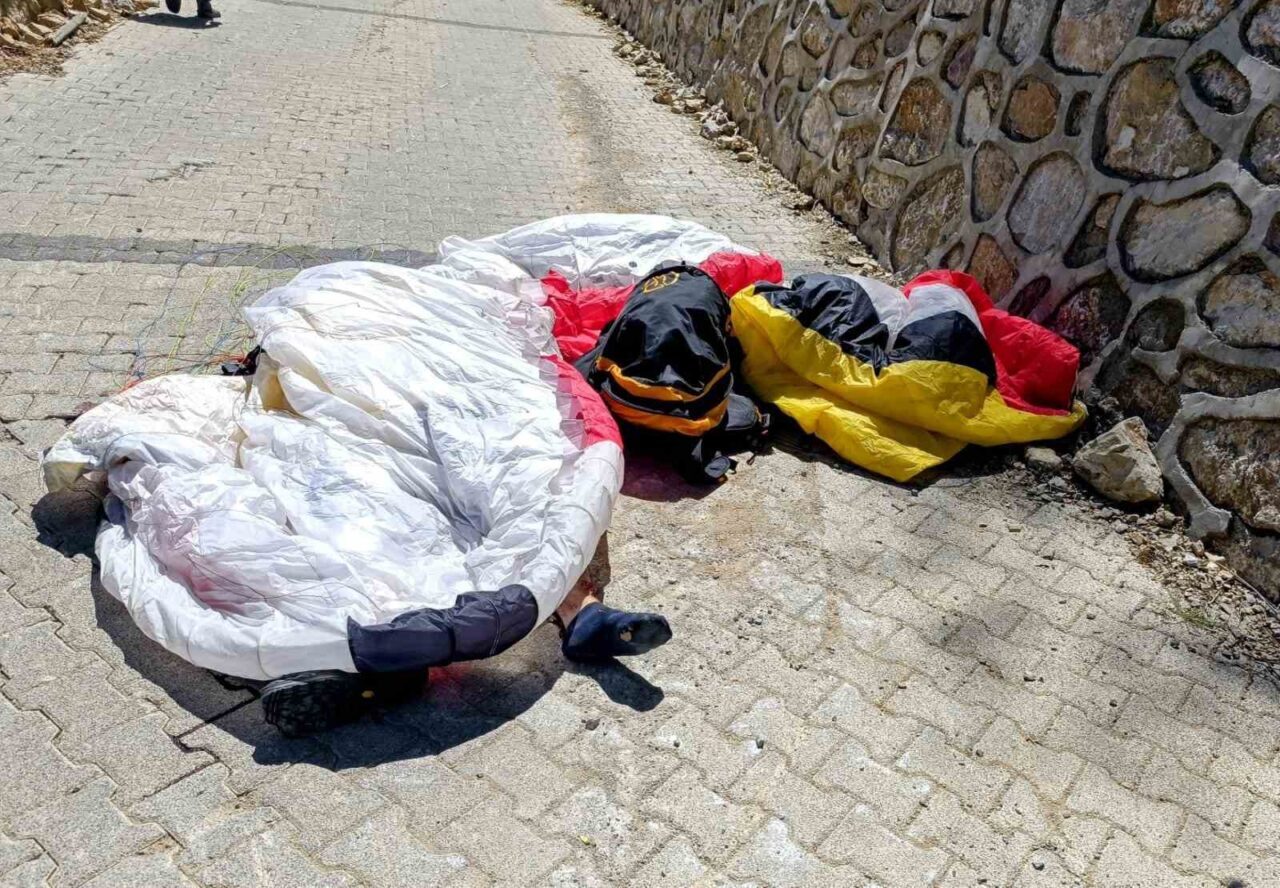 Fethiye'de paraşüt kazasında 60 yaşındaki İsviçreli turist Jaabiri Ezzeddine hayatını