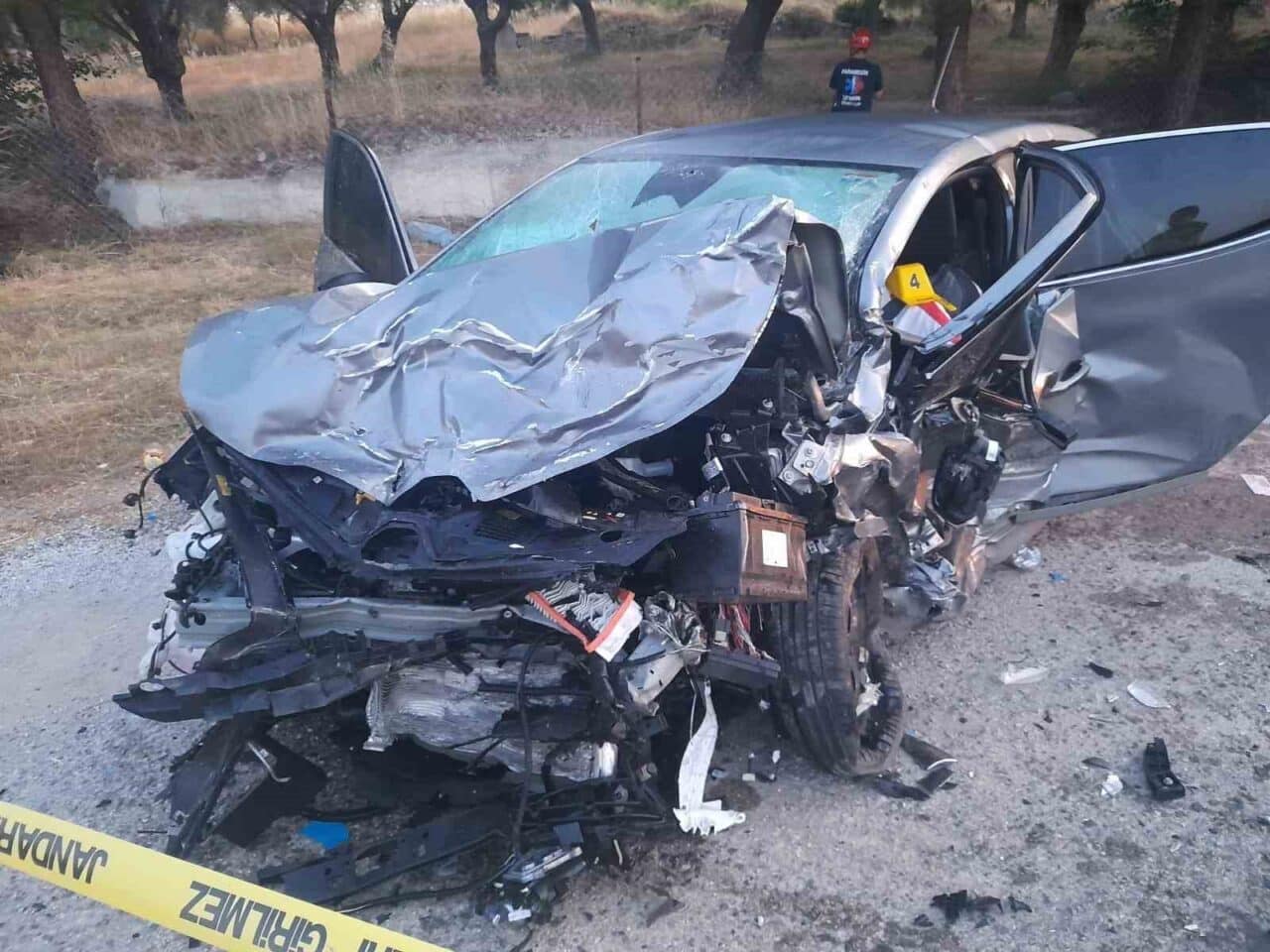 İzmir Menderes'te meydana gelen zincirleme trafik kazasında 5 kişi hayatını