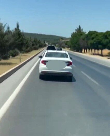 Kahramanmaraş'ta bir otomobil sürücüsü, hasta taşıyan ambulansa yol vermeyince cezai