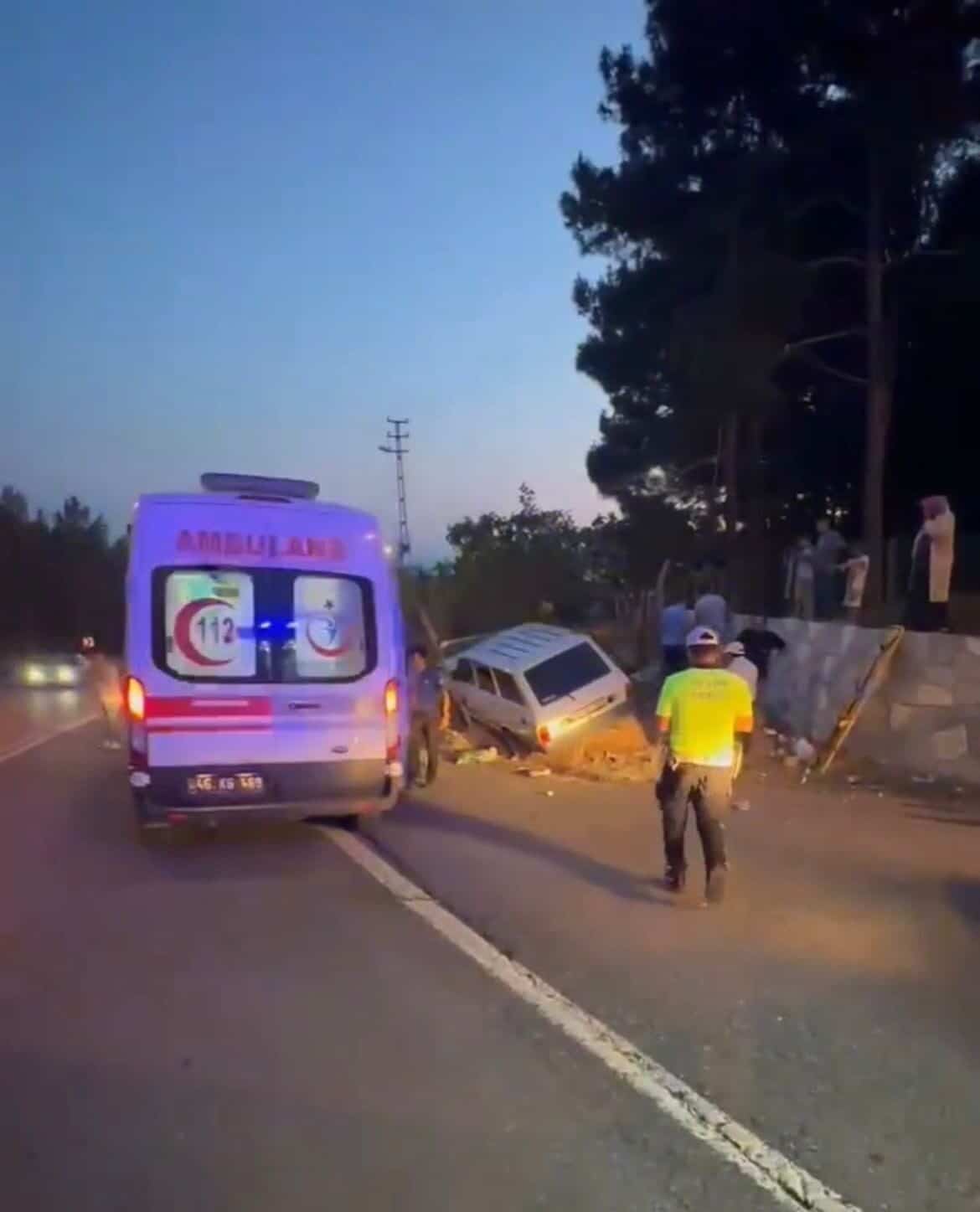 Kahramanmaraş'ta Dulkadiroğlu ilçesindeki Yedikuyular Kayak Merkezi yolu üzerinde meydana gelen