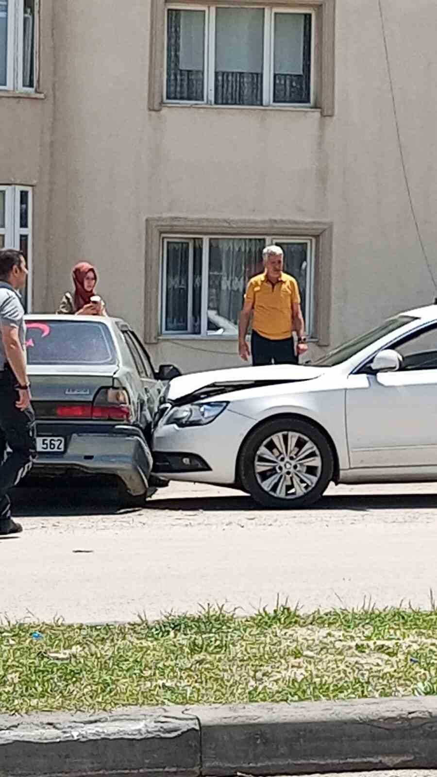 Erzurum'un Palandöken ilçesindeki Yıldızkent semtinde, kalp krizi geçiren bir sürücünün