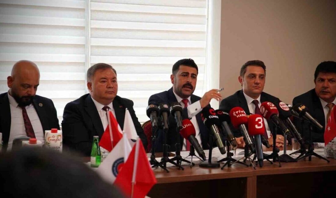 Kamu Birliği Konfederasyonu, Olağanüstü Genel Kurul'da ismini Devlet Memurları Konfederasyonu