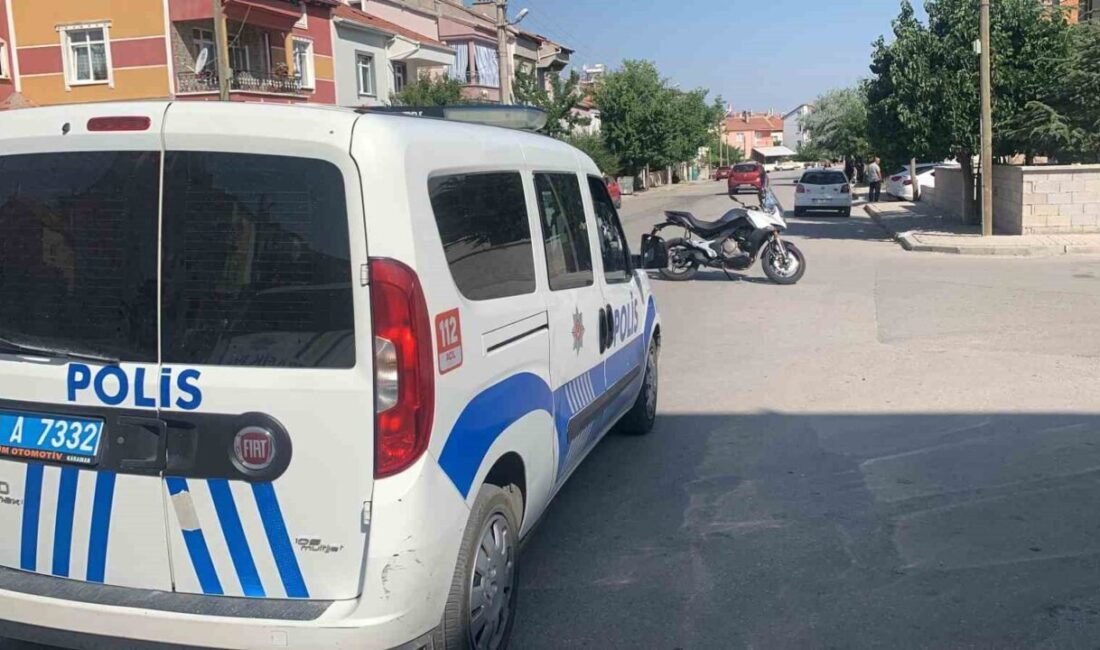 Karaman'da YKS sınavına giden polis memuru T.K., motosikletiyle kavşakta M.Y.