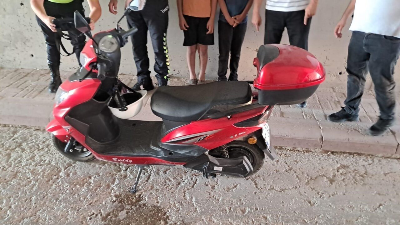 Konya'nın Karapınar ilçesinde meydana gelen trafik kazasında, M.A. yönetimindeki motosikletin