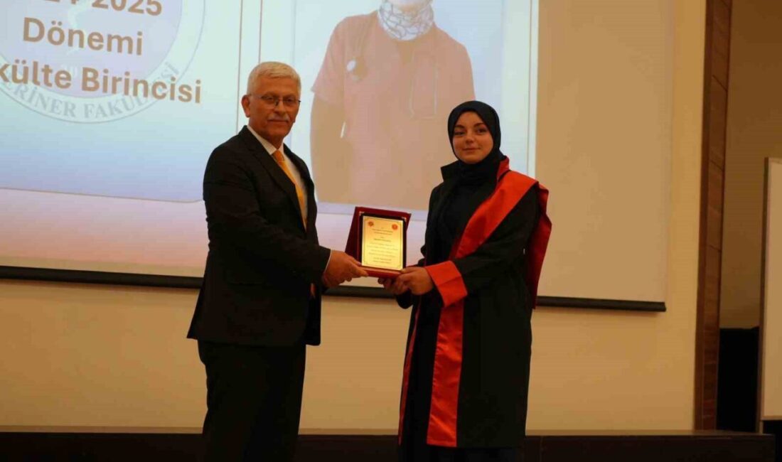 Kastamonu Üniversitesi Veteriner Fakültesi mezuniyet töreninde Türk Veteriner Hekimleri Birliği