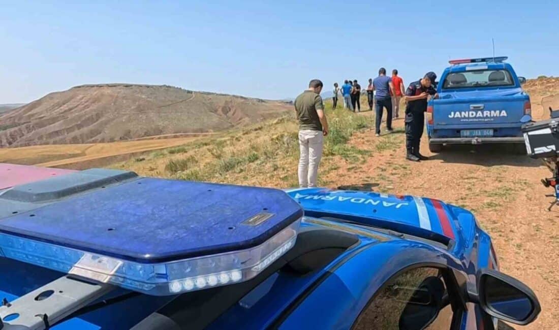 Aksaray’da kaybolan genç, arkadaşları tarafından dağda ağır yaralı halde bulundu! Aksaray'da 26 yaşındaki Mustafa Ergün, motosikletiyle çıktığı dağda ağır yaralı