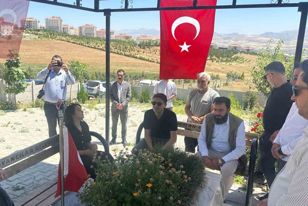 Kovancılar Kaymakamı Mustafa Dilekli, Muğla'nın Seydikemer ilçesine atanarak veda etti.