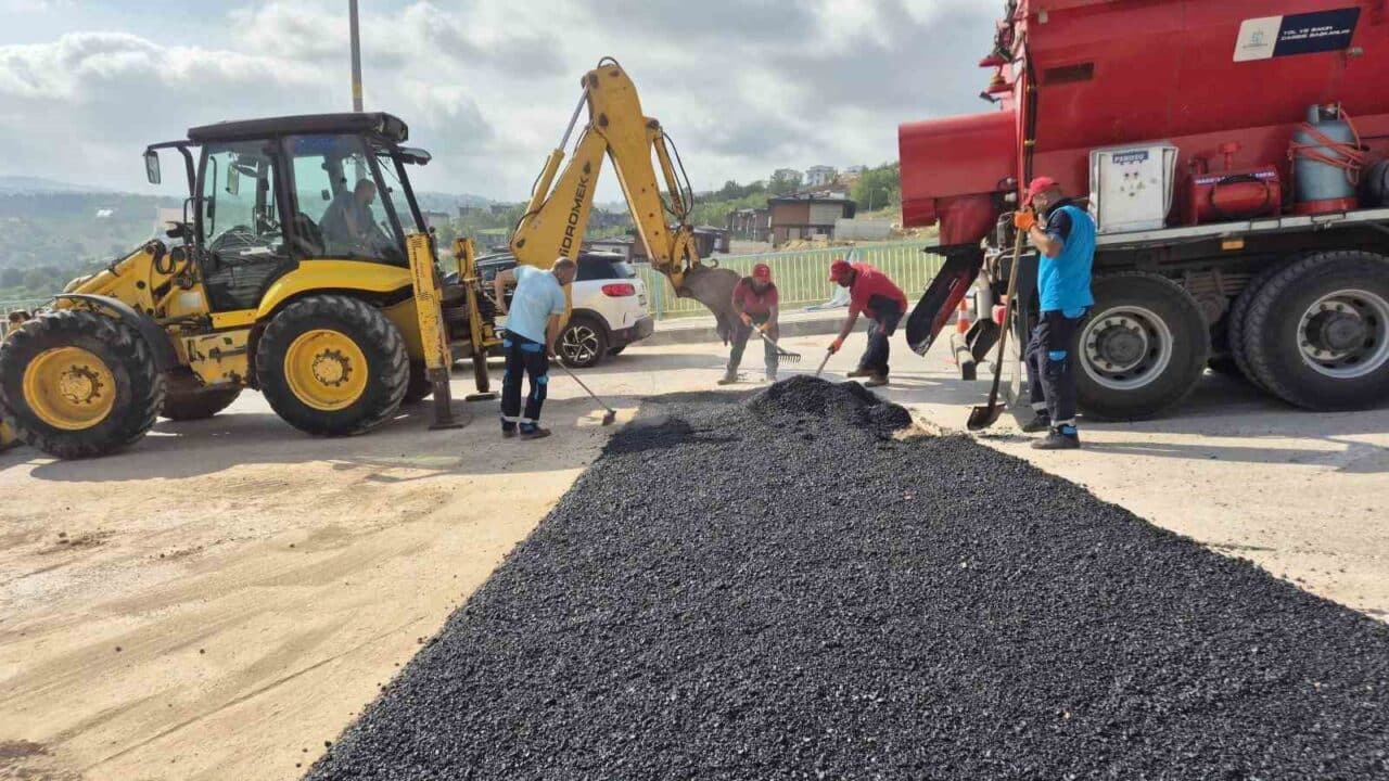 Kocaeli Büyükşehir Belediyesi, yaya ve araç trafiğinin güvenliği için 7/24