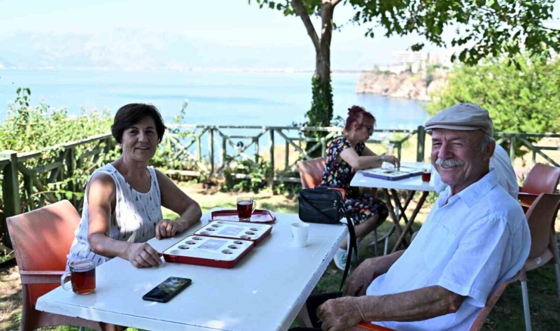 Antalya Muratpaşa Belediyesi, yaşlı bireylerin sosyal katılımını artırmak için Falez