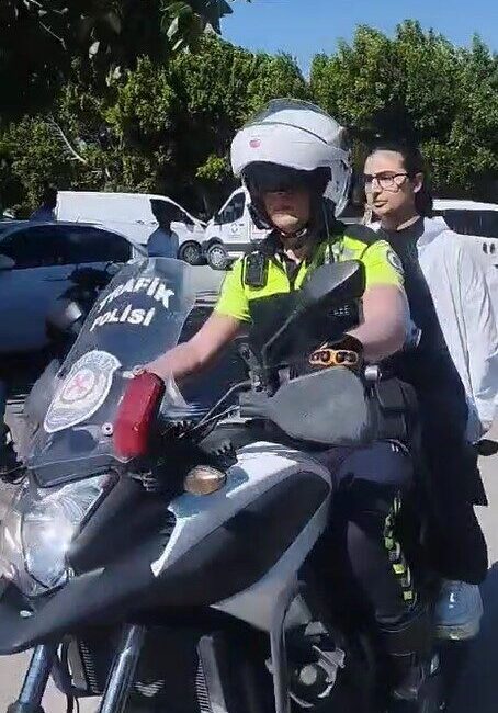 Muğla'nın Bodrum ilçesinde AYT sınavına girmeye hazırlanan C.K., kimliğini unuttuğunu