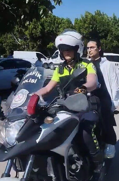 Muğla'nın Bodrum ilçesinde AYT sınavına girmeye hazırlanan C.K., kimliğini unuttuğunu
