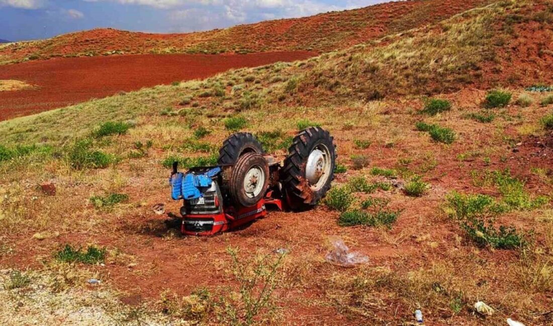 Kırıkkale'nin Delice ilçesinde, Z.K. yönetimindeki buğday yüklü traktör takla attı.