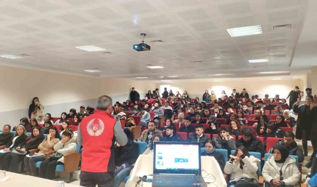Kırşehir İl Emniyet Müdürlüğü, "Gençlik ve Güvenli Gelecek" projesi kapsamında