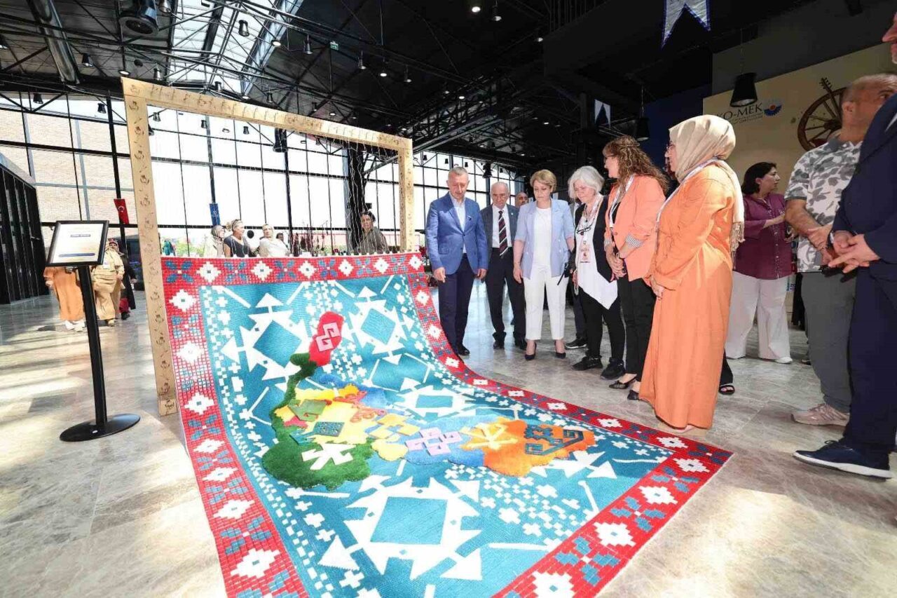 Kocaeli Büyükşehir Belediyesi, Meslek ve Sanat Eğitimi Kursları'nın (KO-MEK) 20.