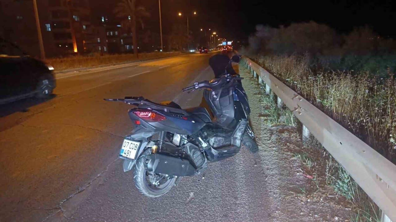 Manavgat'ta motosikletin devrilmesi sonucu Nesrin D. ve Gülşah B. A.
