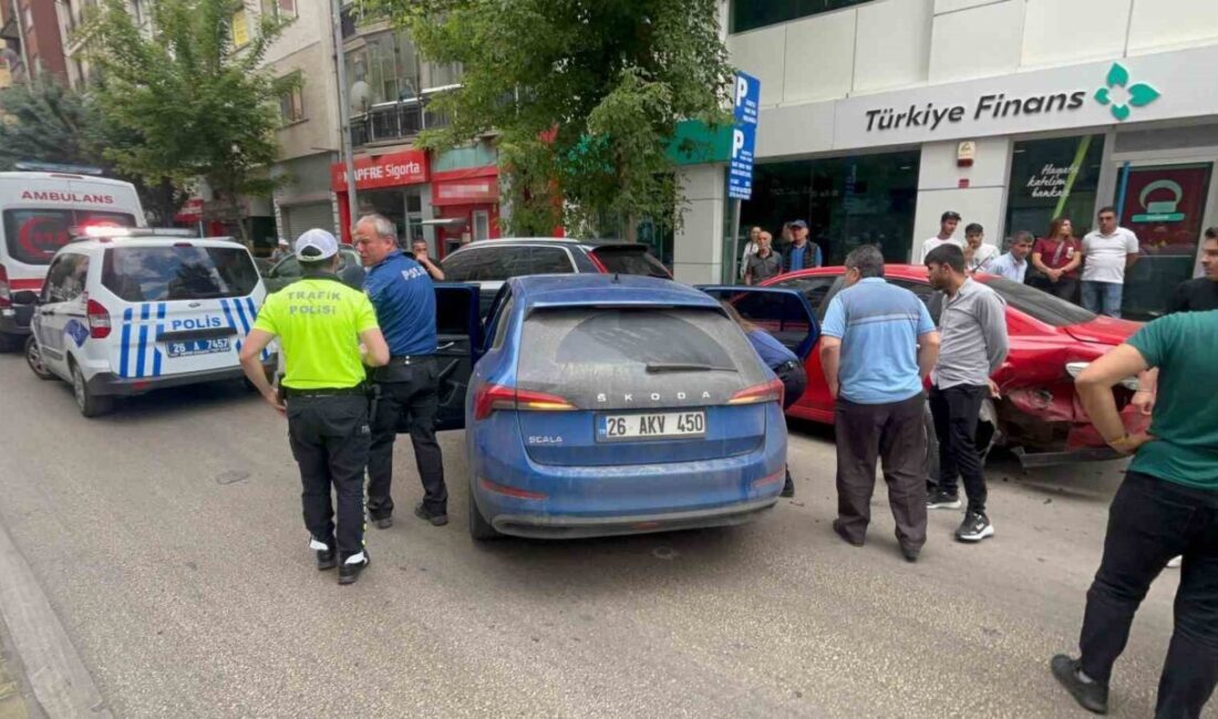 Eskişehir Tepebaşı'nda H.İ. (27) yönetimindeki otomobil, direksiyon hakimiyetini kaybetmesi sonucu