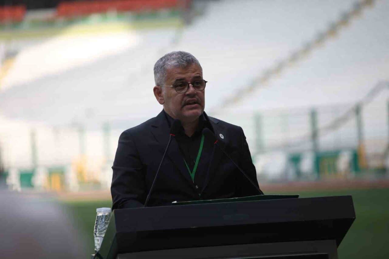 Konyaspor'un olağan genel kongresinde Ömer Atiker, başkan olarak seçildi. Toplantıda