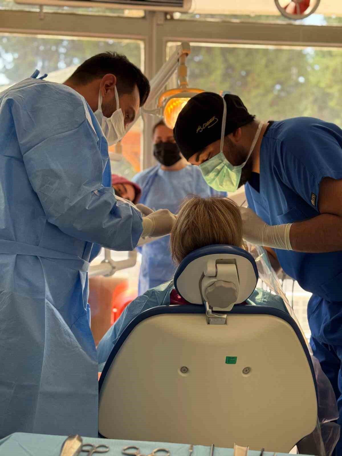 Korkuteli Devlet Hastanesi Ağız ve Diş Sağlığı Polikliniği, implant tedavisine