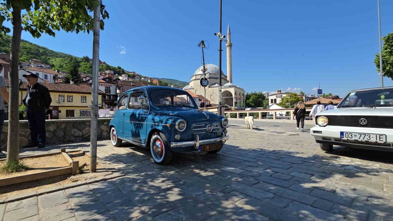Prizren, Kosova'da düzenlenen 20. "Oldtimer" klasik otomobil festivali, 1929-1985 yılları