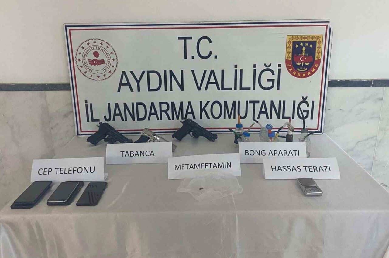 Aydın'ın Kuyucak ilçesinde düzenlenen operasyonda, uyuşturucu imalatı yapan B.D. (33),